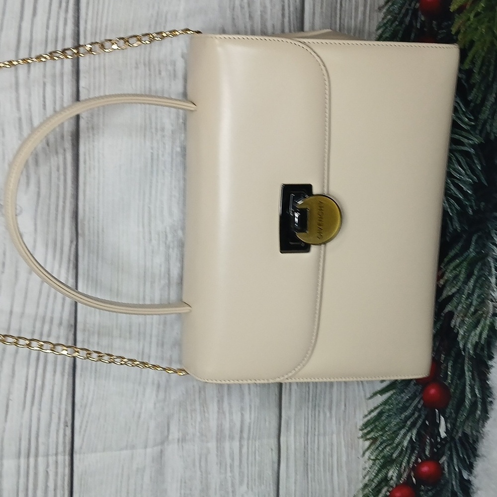 Givenchy Maroquinerie Leather Handbag In Cream Color & Gold Crossbody Chain - Picture 4 of 11